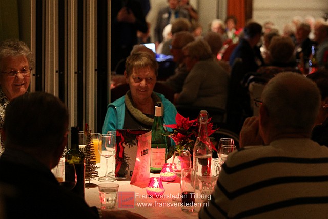 20151220 eetmetjehart kerstdiner2015 frans versteden fotografie tilburginbeeld FRVE9854.jpg